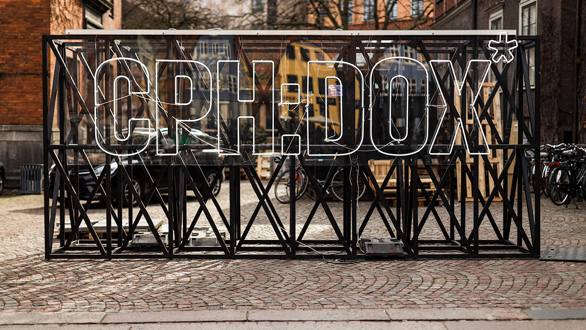 A sign that reads 'CPH:DOX'.