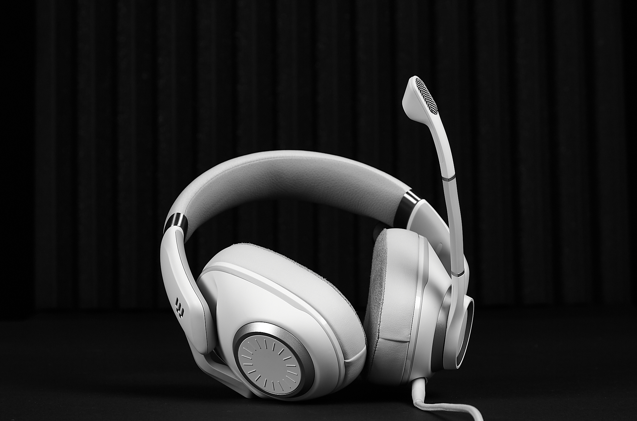 A white headset.